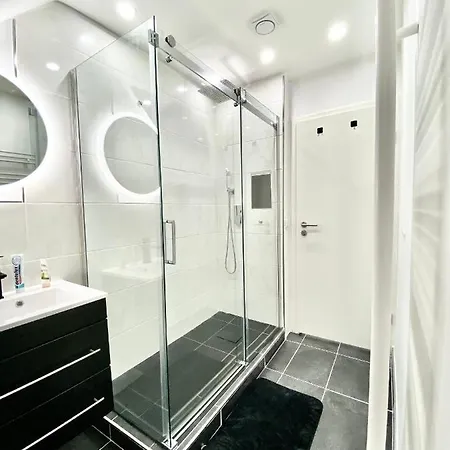 Living Solution 24 B&B