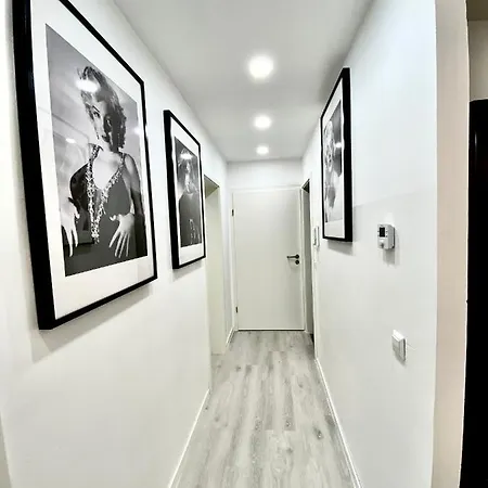 B&B Living Solution 24