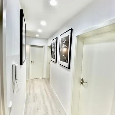 Living Solution 24 Bed & Breakfast *