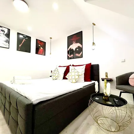 Living Solution 24 קרלסרוהה