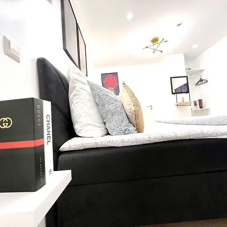 Living Solution 24 Bed & Breakfast Karlsruhe