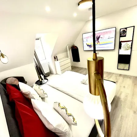 Bed & Breakfast Living Solution 24 Karlsruhe