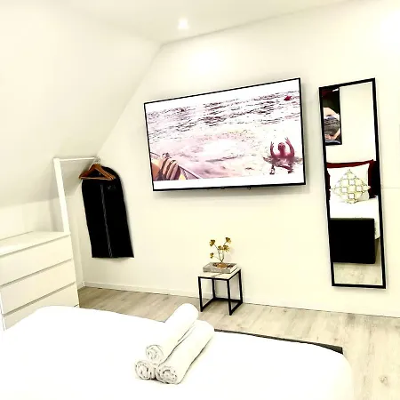 Bed & Breakfast Living Solution 24 *