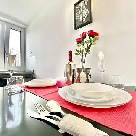 B&B Living Solution 24