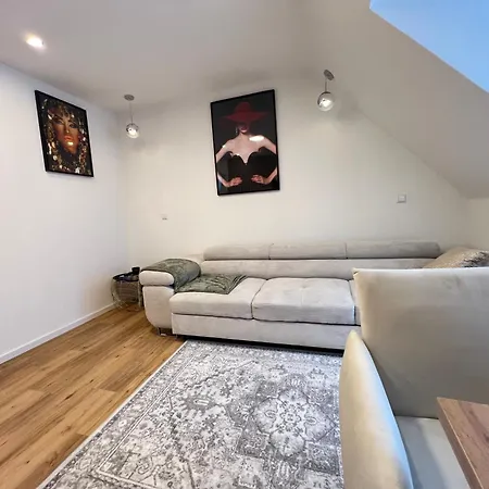 Home Alojamento de Acomodação e Pequeno-almoço 2*