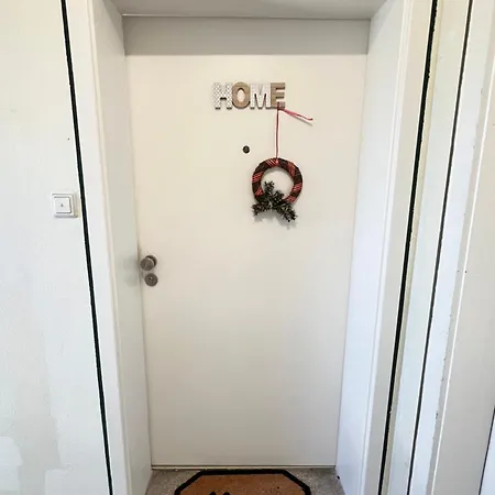 Alojamento de Acomodação e Pequeno-almoço Home 2*