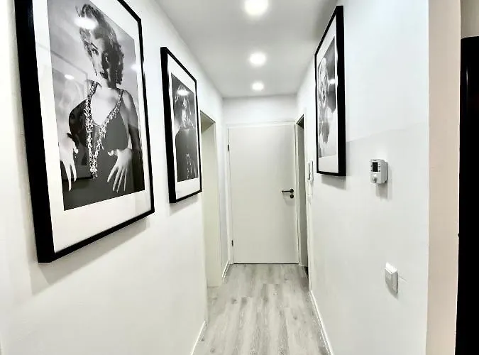 فندق مبيت وإفطار Living Solution 24