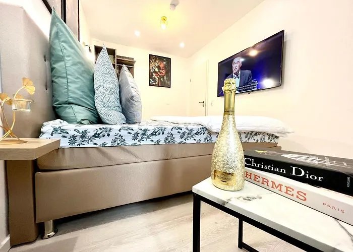 Bed and Breakfast Living Solution 24 Καρλσρούη